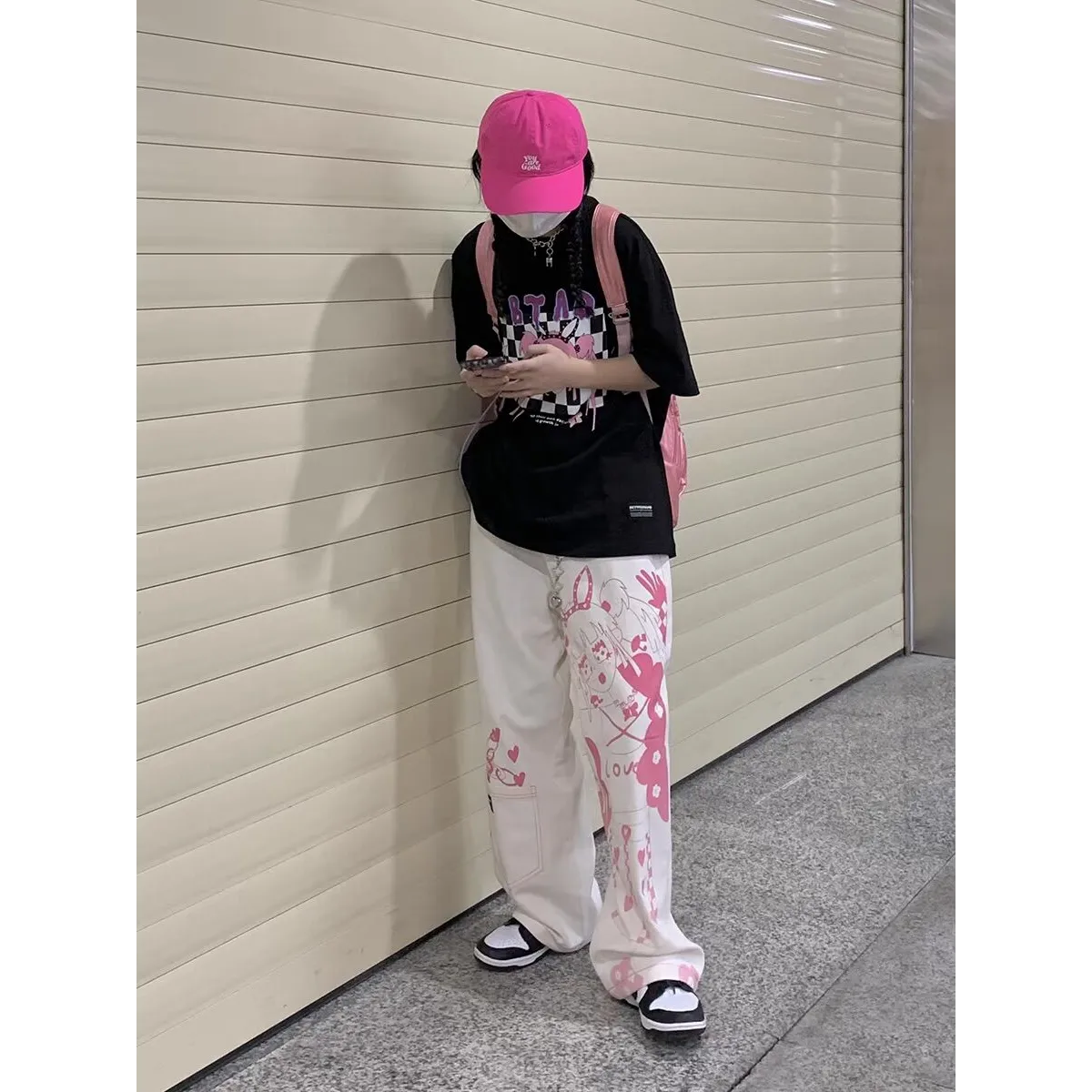 Cute Pink Girl Graffiti Jeans