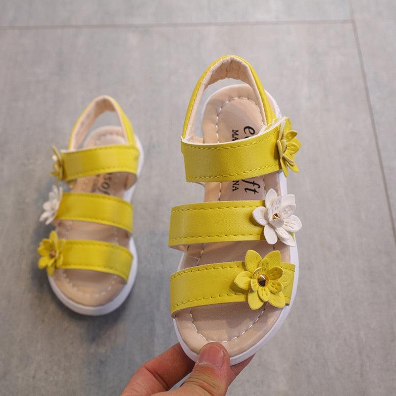 Children's Shoes Summer Style Sandals Girls Princess Beautiful Flower Shoes Kids Flat Sandals Baby Girl Girls Strappy Sandals With Flowers Open-Toe Dress Sandals Beautiful Outdoor Party Sandals